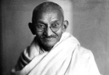 MOHANDAS AND MAHATMA
