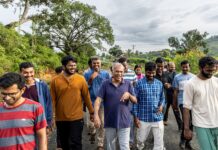 Hindu Philosophy: First Level in English